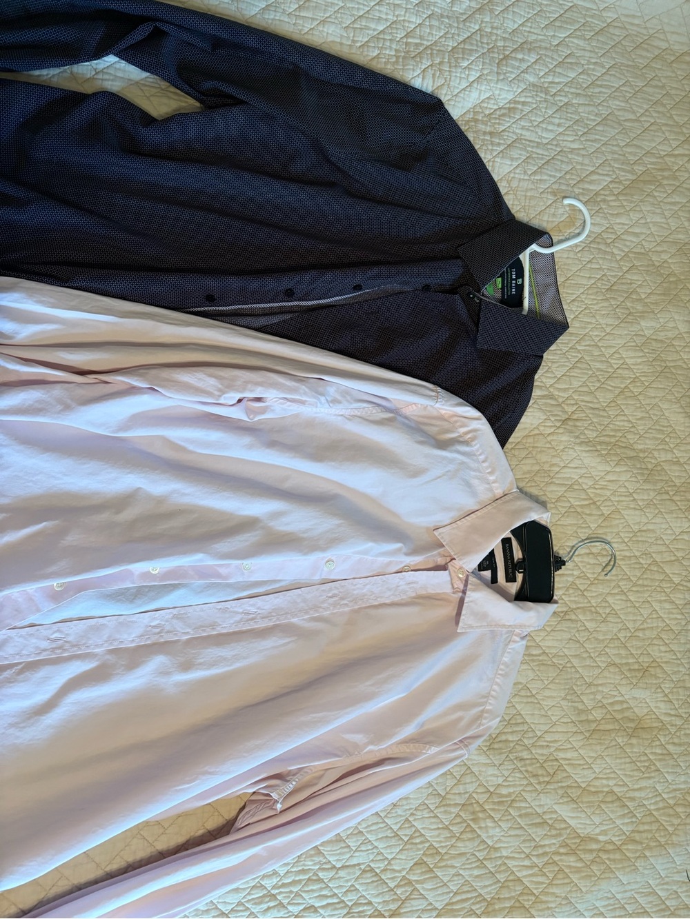 Men's XL Slim Fit Dress Shirts -set of 2